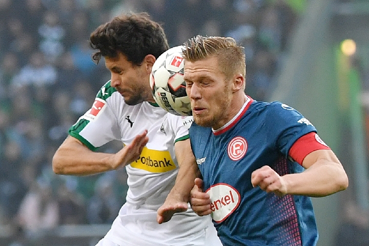 往往更容易 往往更容易