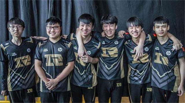 实力和汗水 实力和汗水