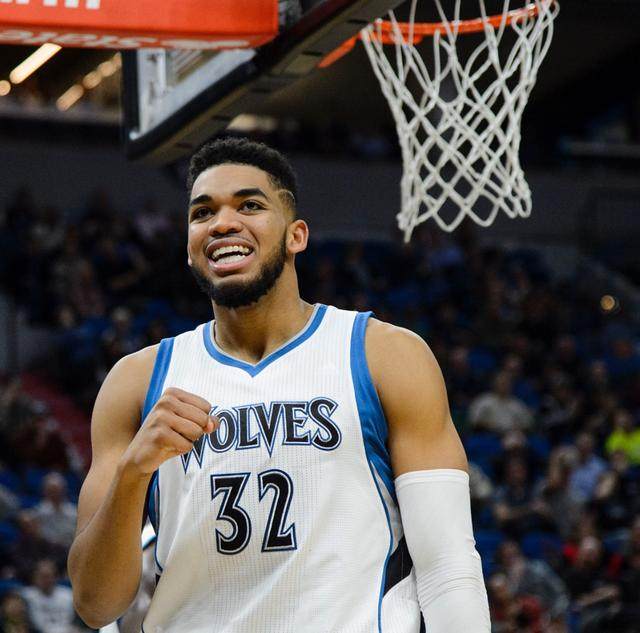 西蒙尼与安 西蒙尼与安